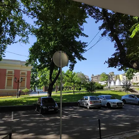 Lovers' Sharm Odessza