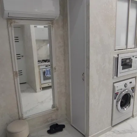 Lovers' Sharm * Odessza