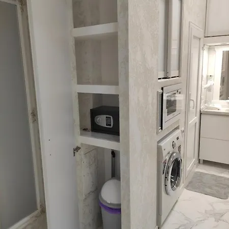 Lovers' Sharm Odessa